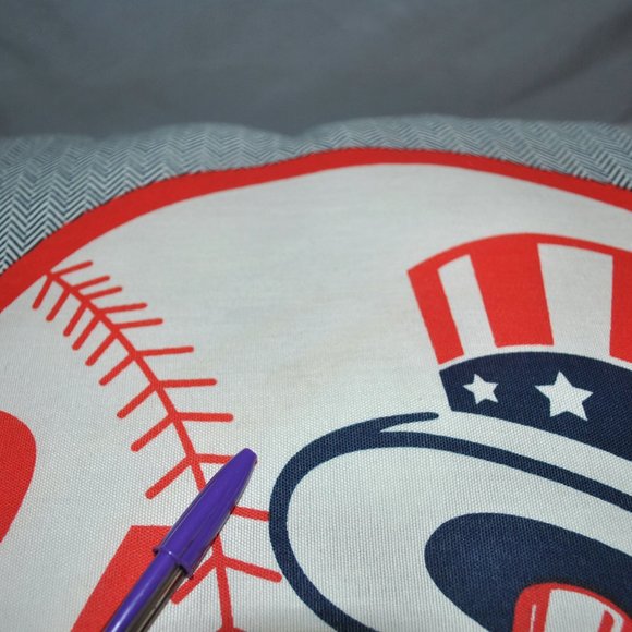 Vintage 90s New York Yankees Decorative Pillow MLB 1996 - Picture 6 of 8